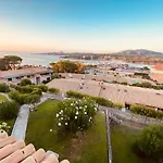 Medusa Baja Sardinia Cala Bitta
