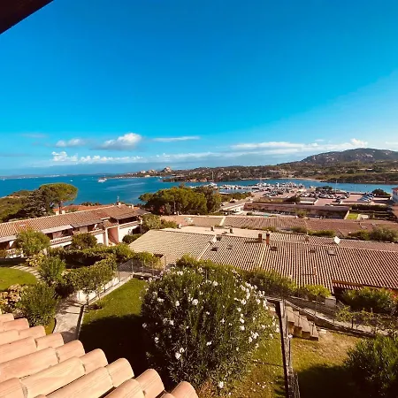 Medusa Baja Sardinia Apartmán *